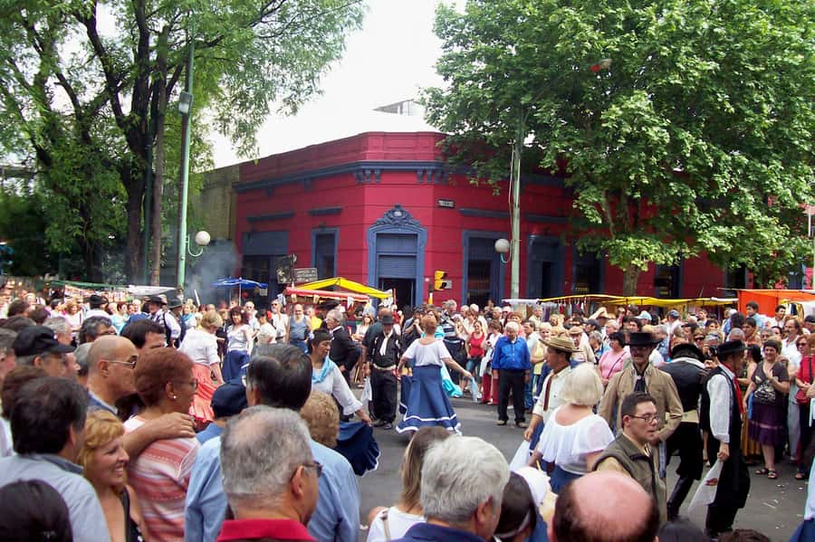 Buenos Aires Fairs: San Telmo & Mataderos Cultural Tour - San Telmo Antique Fair: 270 Stalls and the Fun of Browsing Real Goods