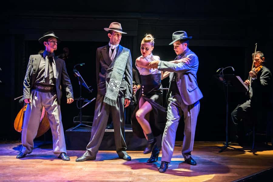 Tango Show at El Querandi with optional Dinner - Drinks and dinner: good included value, with one key expectation