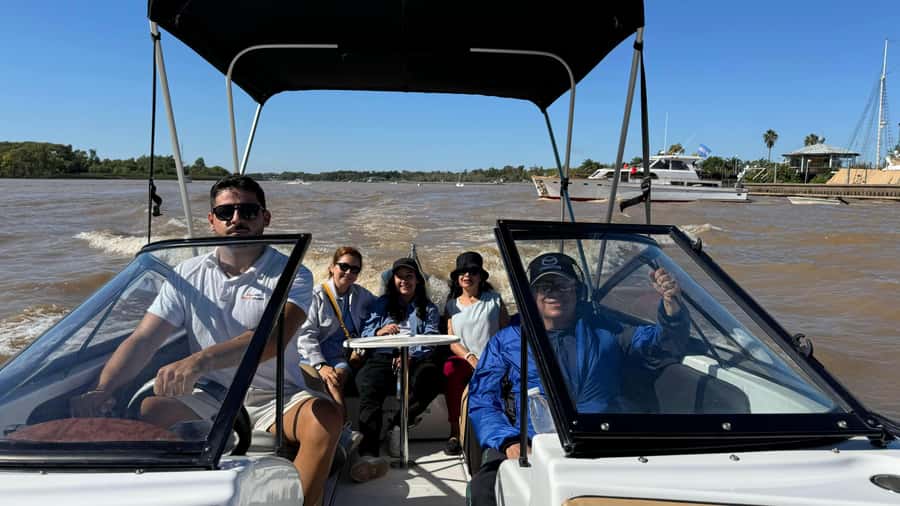 Unique Tigre and Delta Private Day Cruise Navegation - The “two worlds” feel: city north of Buenos Aires, then delta quiet
